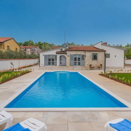 Villa Laura With Private Pool *
